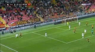 Huhubet Telegram: 90+3. Murat Cem Akpınar. Kayserispor, duraklamalarda galibiyeti çıkarıyor…