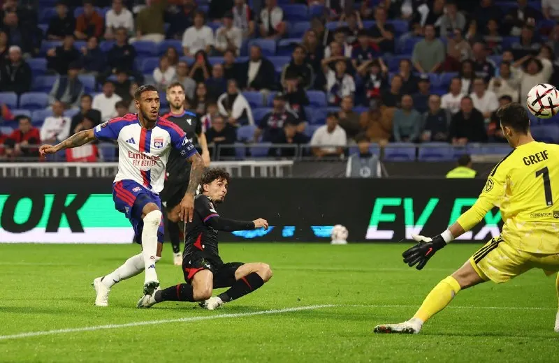 Southbet Telegram: Lyon, Crystal Palace'ı 3-2 mağlup ederek Avrupa Ligi'ne 2/2'yle başladı. ⚽️ 8'…